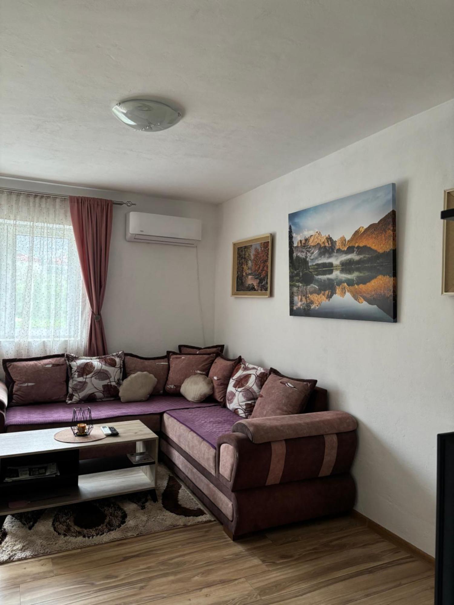 Apartment La Casa Плужине Экстерьер фото