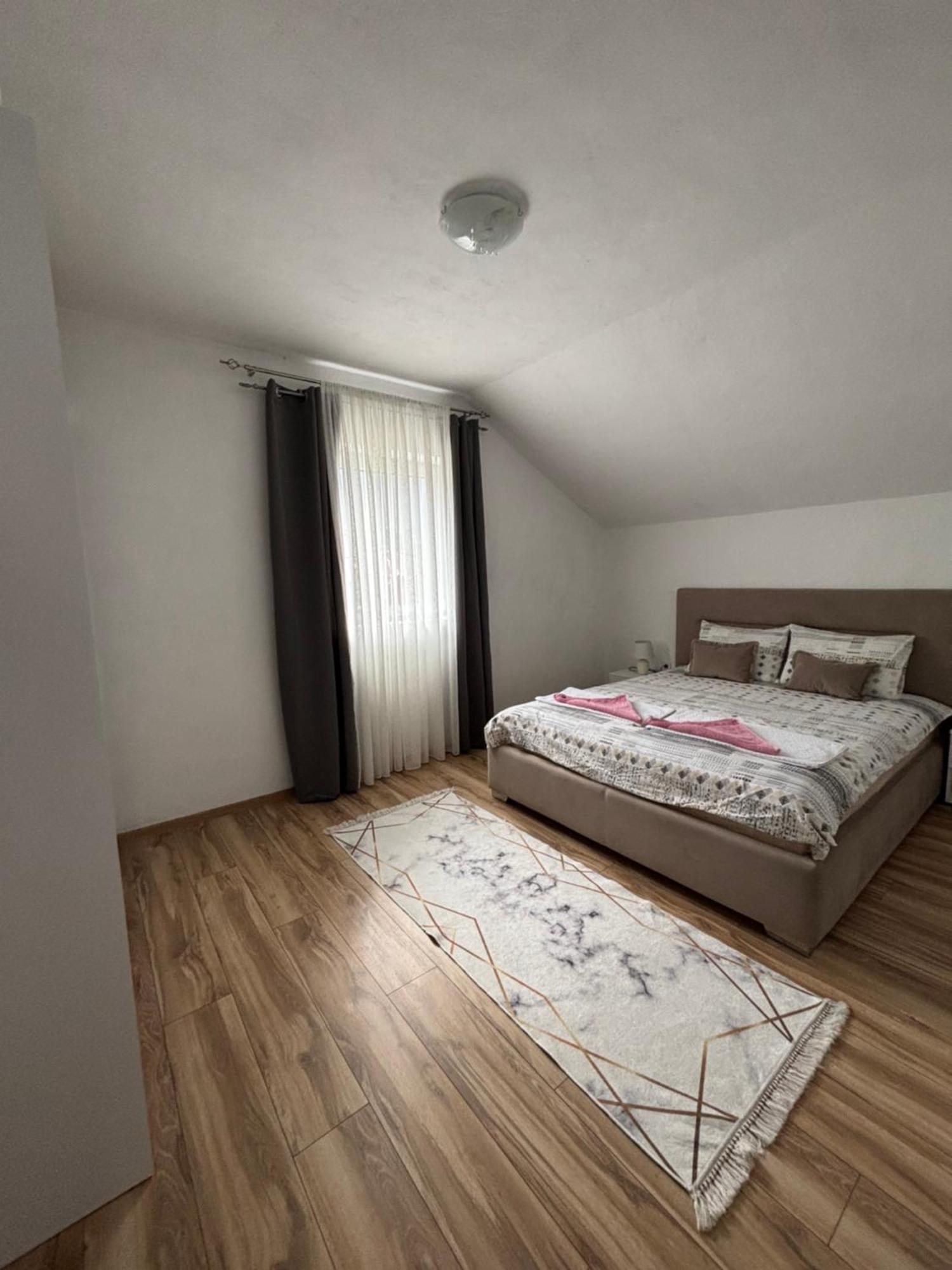 Apartment La Casa Плужине Экстерьер фото